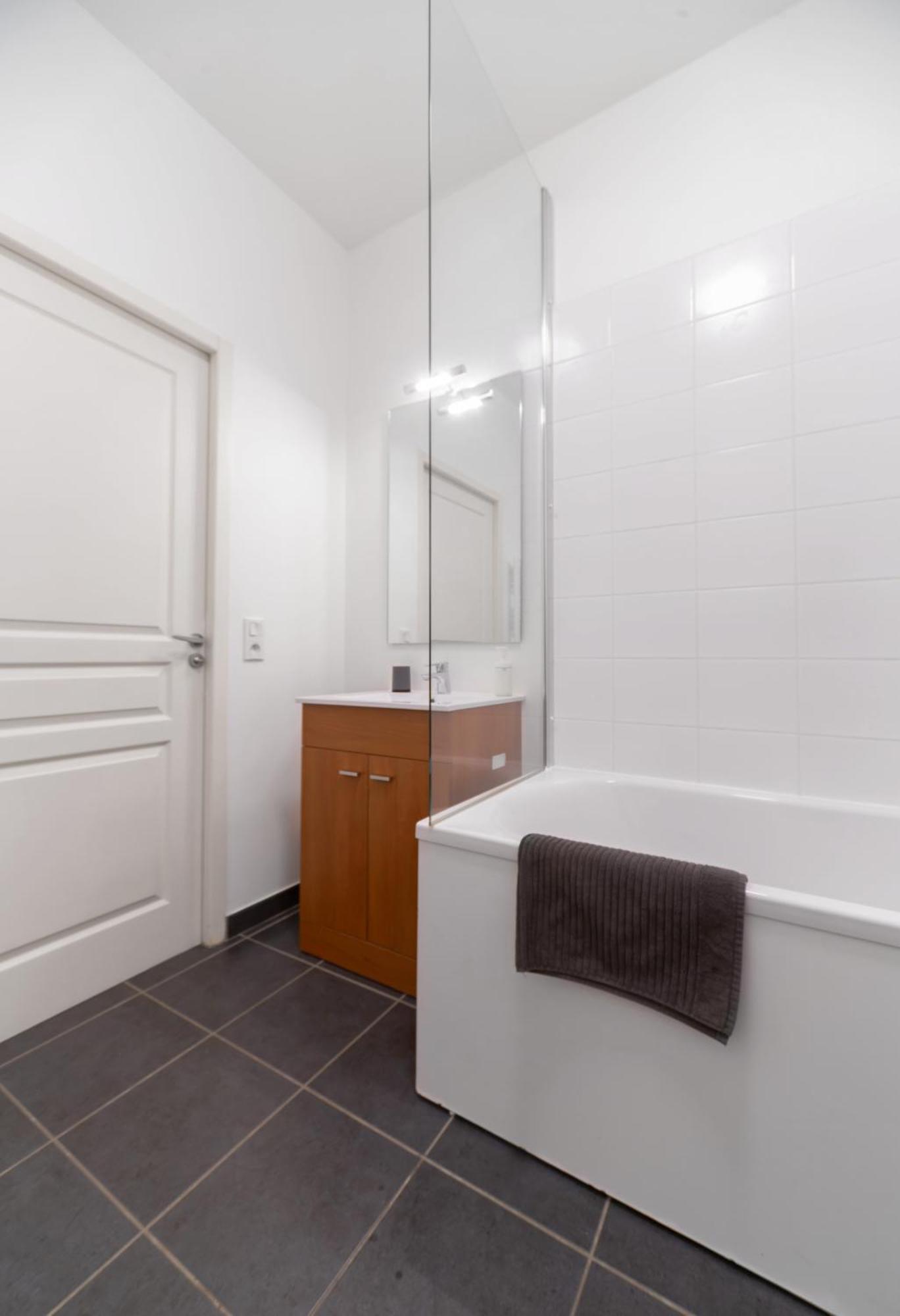 Le Brit - Grand Appartement Design, 3 Chambres, Centre Ville วิชี ภายนอก รูปภาพ